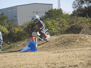 �ʐ^����80